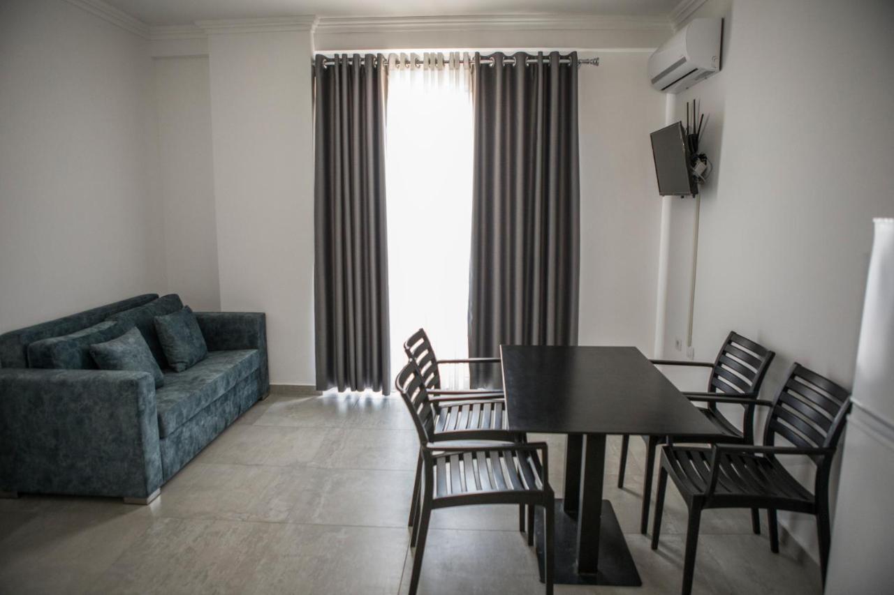 Sòluna Apartments Shëngjin Exterior foto